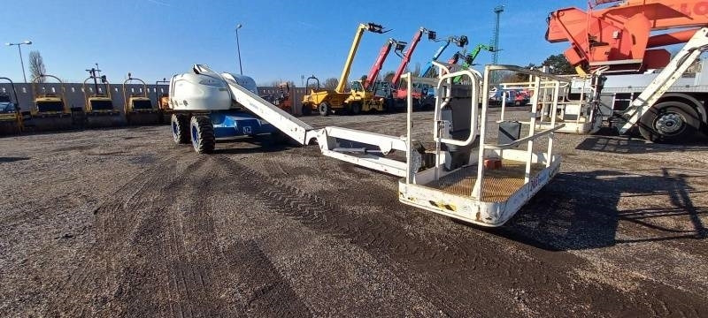 JLG 460SJ - 16,09 m, 230 kg, 4x4 - Nacelle articulée: photos 1 JLG 460SJ - 16,09 m, 230 kg, 4x4 - Nacelle articulée: photos 1