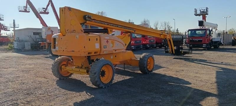 JLG M600JP - 20,29m - 230kg - Bi-Energy - 4x4 - Nacelle articulée: photos 5 JLG M600JP - 20,29m - 230kg - Bi-Energy - 4x4 - Nacelle articulée: photos 5