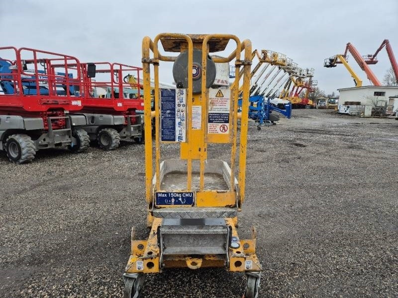 JLG Power Tower Ecolift - 4,2m, 150 kg - Nacelle articulée: photos 3 JLG Power Tower Ecolift - 4,2m, 150 kg - Nacelle articulée: photos 3