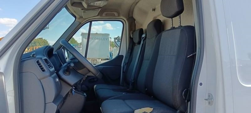 Camion avec nacelle Renault Master Klubb KL32 - 12,5 m, 120 kg: photos 14