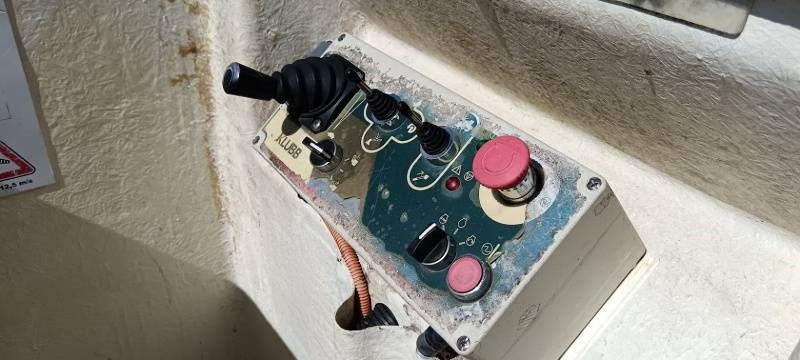 Camion avec nacelle Renault Master Klubb KL32 - 12,5 m, 120 kg: photos 11