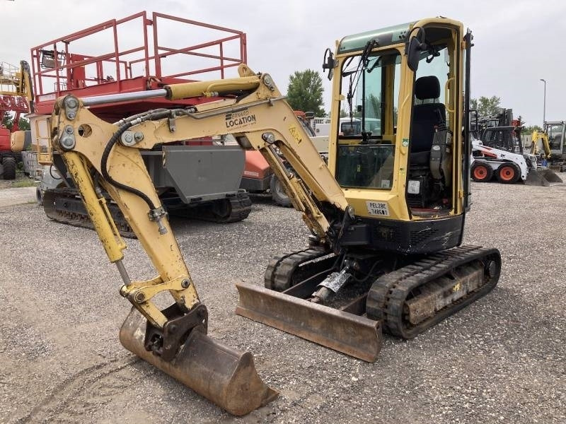 Yanmar VIO25-4 - Mini pelle: photos 3 Yanmar VIO25-4 - Mini pelle: photos 3