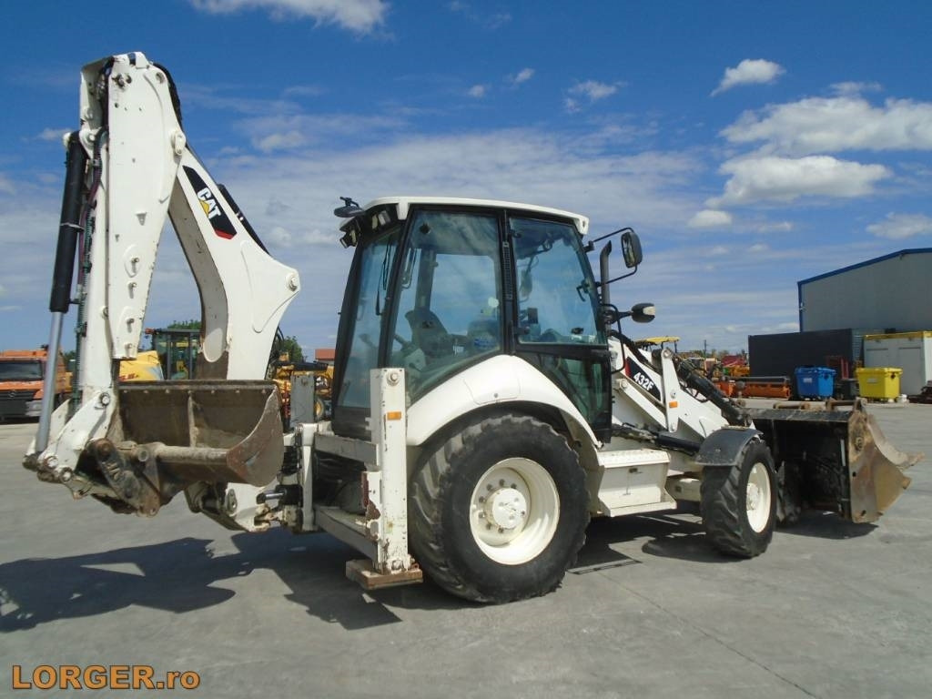 CAT 432 F  - Tractopelle: photos 3 CAT 432 F  - Tractopelle: photos 3