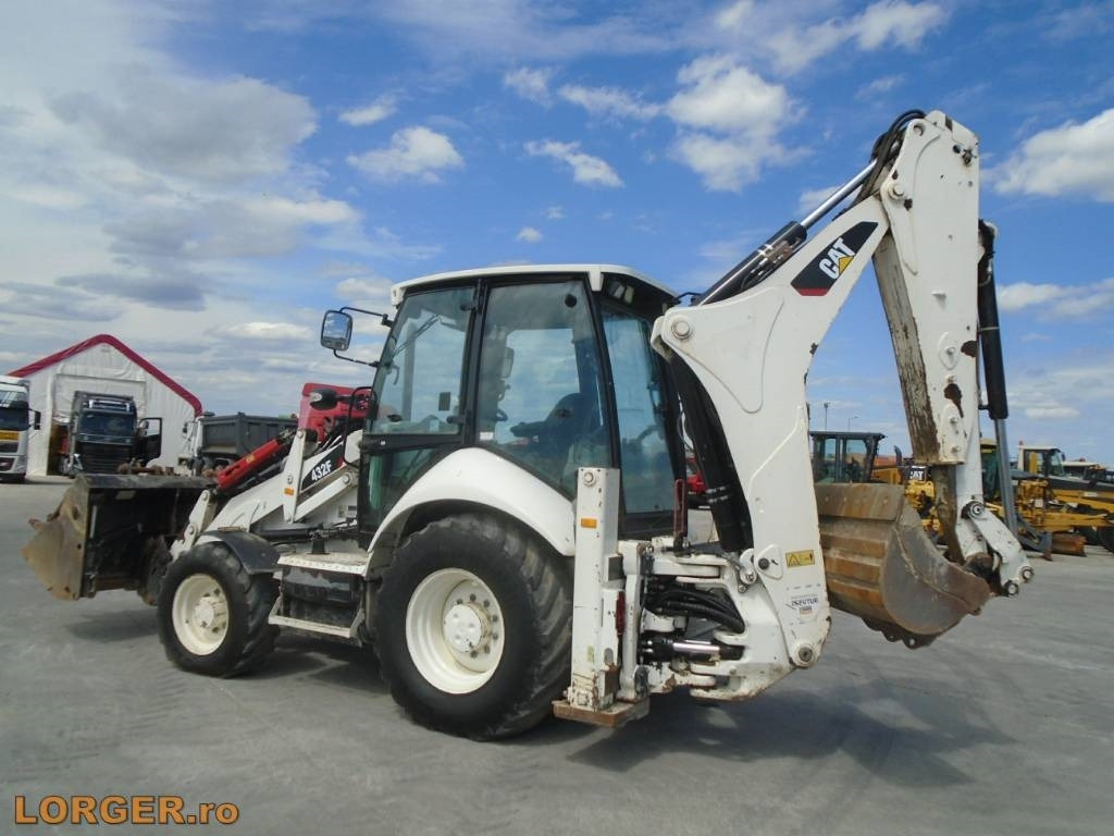 CAT 432 F  - Tractopelle: photos 2 CAT 432 F  - Tractopelle: photos 2