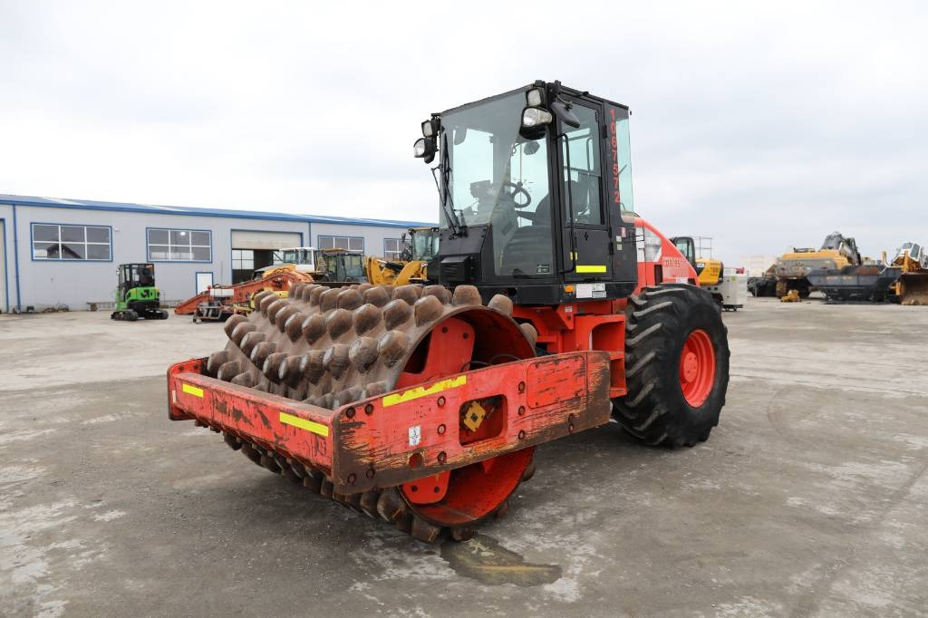 CAT CS 553 E - Pilonneuse: photos 4 CAT CS 553 E - Pilonneuse: photos 4