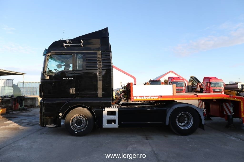 MAN TGX 18.440 4x2 BLS + Trailer Kässbohrer LB3 Lowbed - Tracteur routier: photos 2 MAN TGX 18.440 4x2 BLS + Trailer Kässbohrer LB3 Lowbed - Tracteur routier: photos 2