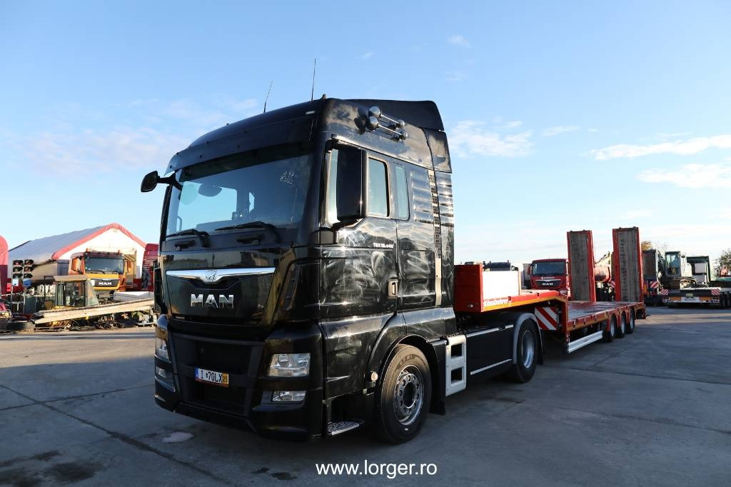 MAN TGX 18.440 4x2 BLS + Trailer Kässbohrer LB3 Lowbed - Tracteur routier: photos 1 MAN TGX 18.440 4x2 BLS + Trailer Kässbohrer LB3 Lowbed - Tracteur routier: photos 1