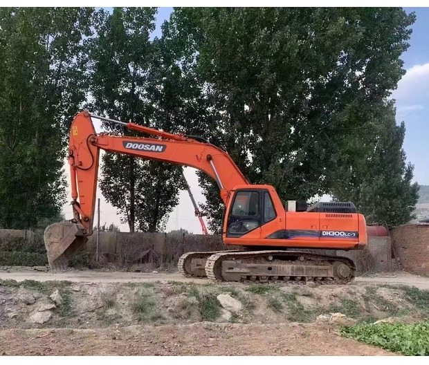 2019 Doosan DH300-7 - Pelle sur chenille: photos 1 2019 Doosan DH300-7 - Pelle sur chenille: photos 1