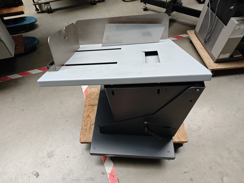 Horizon BT-4055 - Machine d'impression: photos 1 Horizon BT-4055 - Machine d'impression: photos 1