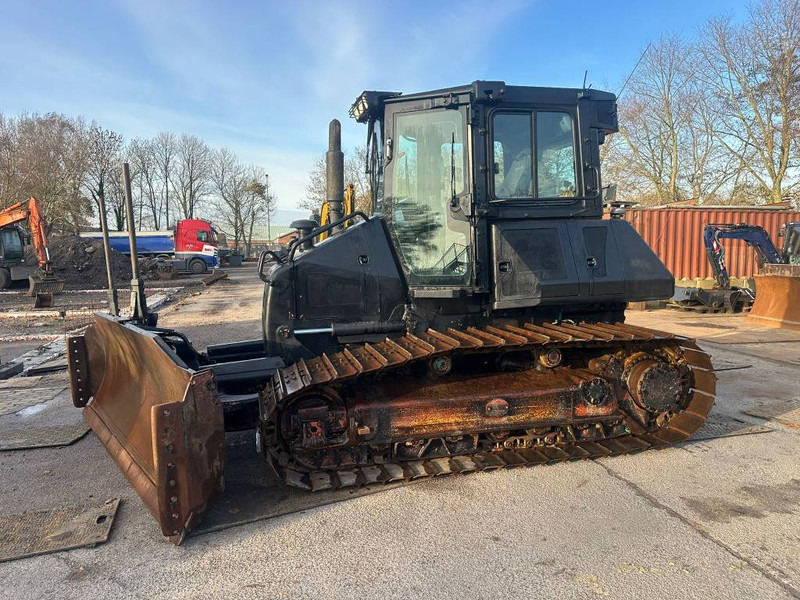 Komatsu D 51 PX-22 LGP - Bulldozer: photos 1 Komatsu D 51 PX-22 LGP - Bulldozer: photos 1