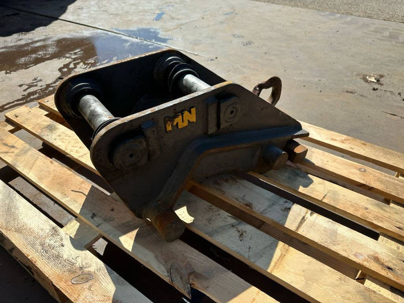 Matt Nielen CW10 quick coupler / snelwissel - Attache rapide pour Engins de chantier: photos 4 Matt Nielen CW10 quick coupler / snelwissel - Attache rapide pour Engins de chantier: photos 4