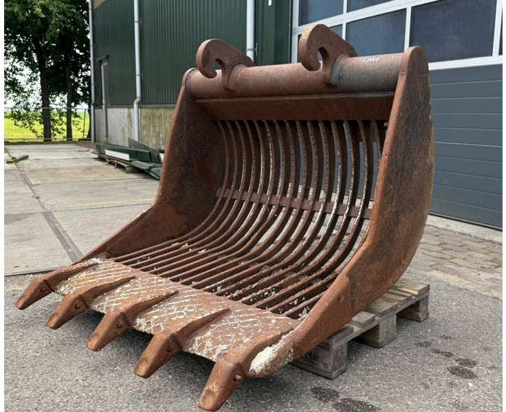 Verachtert Skeleton/ screening bucket/ puinriek/ sieblöffel - Godet pour Engins de chantier: photos 4 Verachtert Skeleton/ screening bucket/ puinriek/ sieblöffel - Godet pour Engins de chantier: photos 4