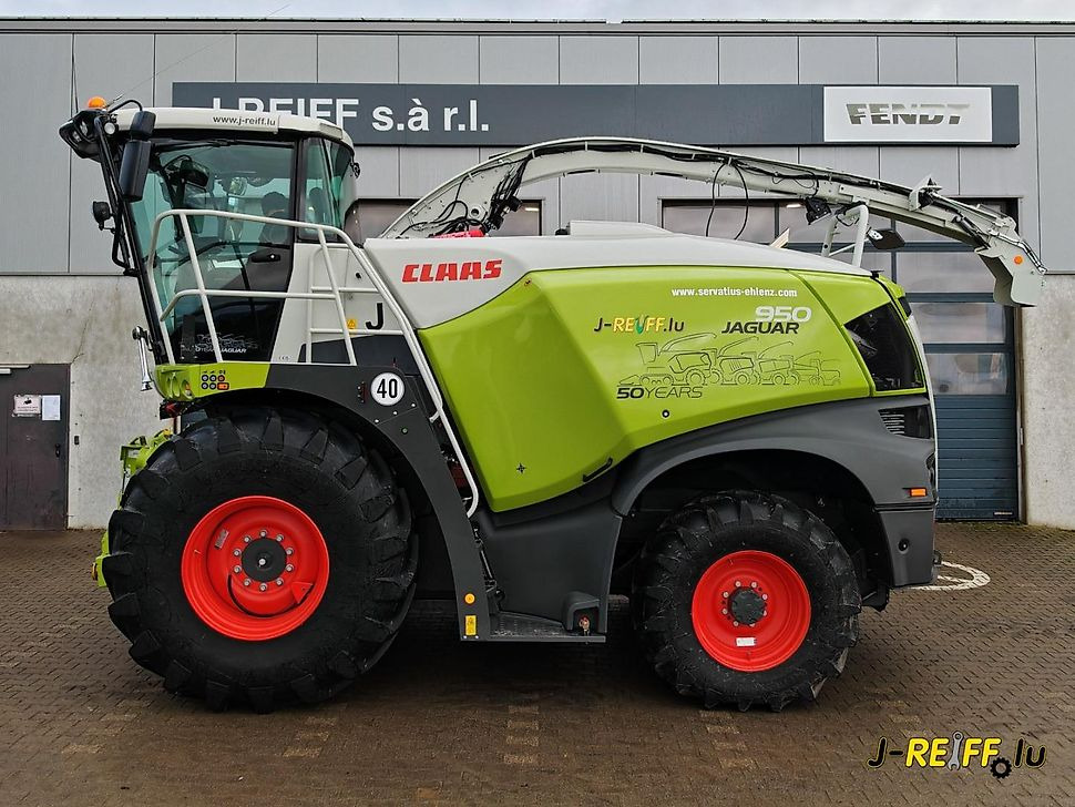 J.Reiff Sarl
Herr Stefan Neukirch - 77 Z.I in den - Ensileuse: photos 1 J.Reiff Sarl
Herr Stefan Neukirch - 77 Z.I in den - Ensileuse: photos 1