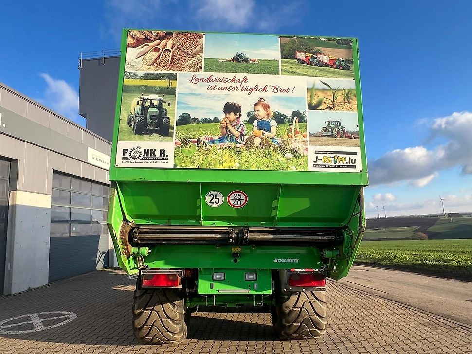 J.Reiff Sarl
Herr Stefan Neukirch - 77 Z.I in den - Remorque agricole: photos 4 J.Reiff Sarl
Herr Stefan Neukirch - 77 Z.I in den - Remorque agricole: photos 4