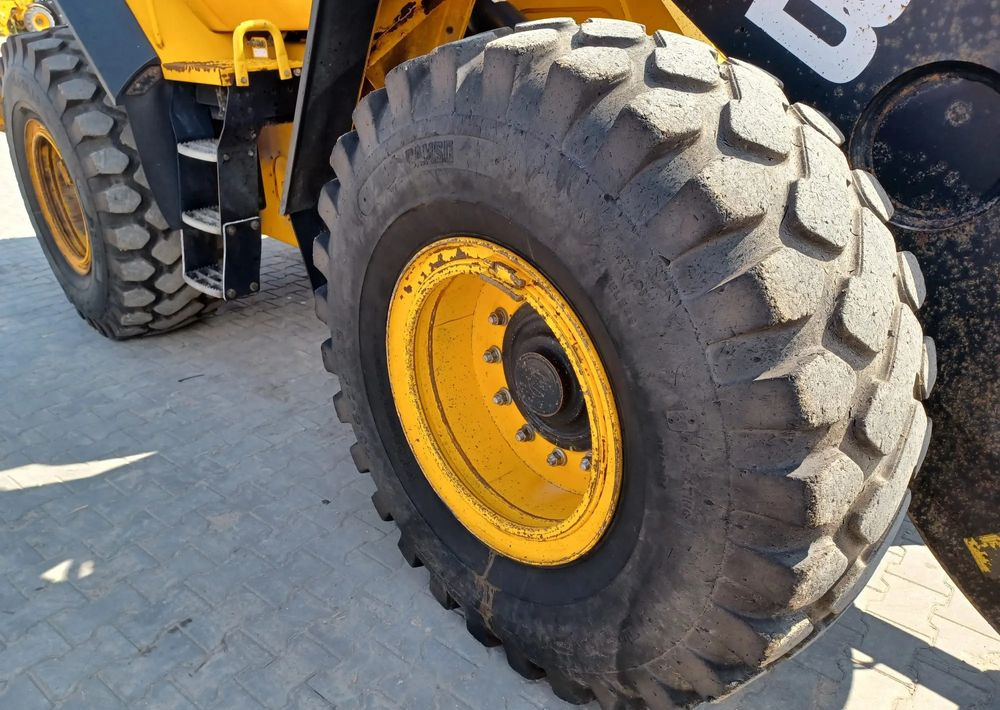 Chargeuse sur pneus JCB 437ZX: photos 10