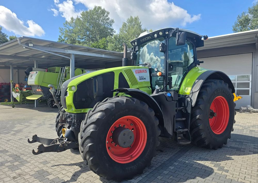 Claas Axion 940 Cmatic - Tracteur agricole: photos 2 Claas Axion 940 Cmatic - Tracteur agricole: photos 2