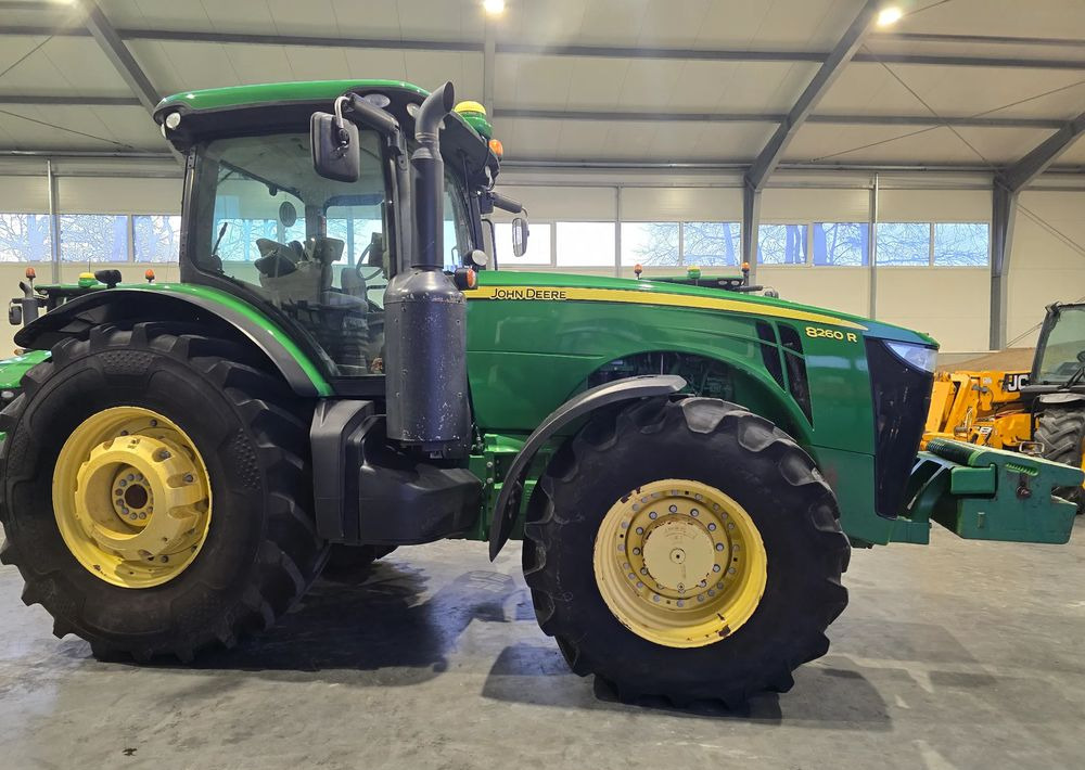 John Deere 8260R - Tracteur agricole: photos 5 John Deere 8260R - Tracteur agricole: photos 5
