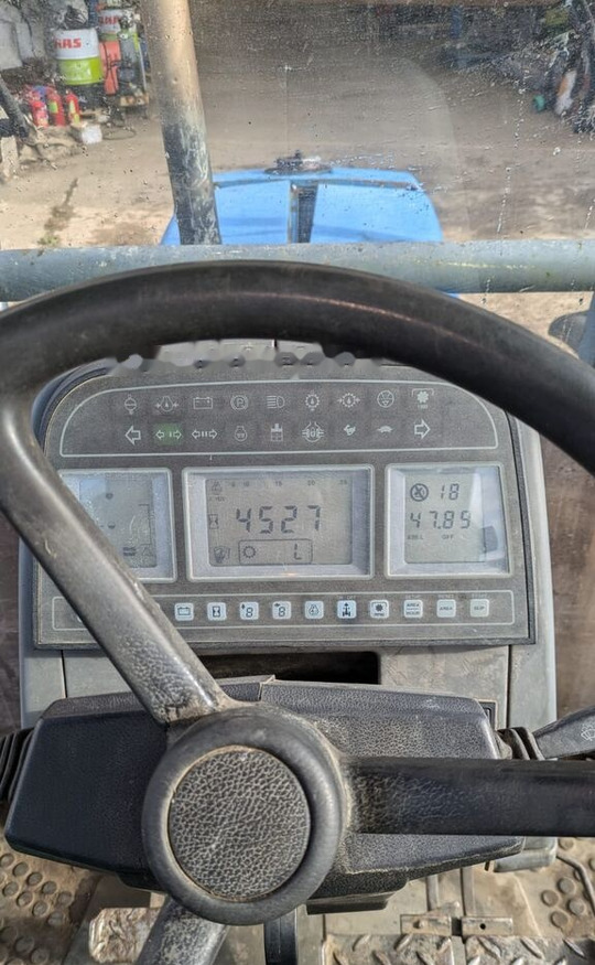 Tracteur agricole Ford 7840: photos 6