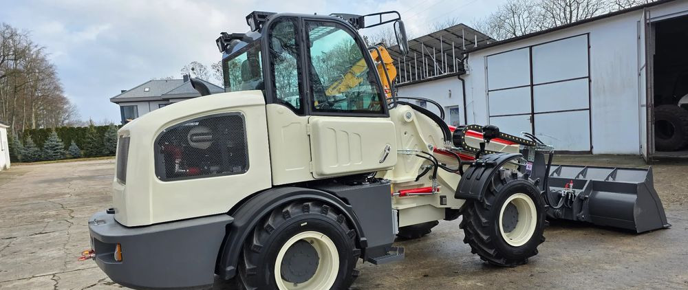 Inny Schäfi Pro T - Chargeuse sur pneus: photos 3 Inny Schäfi Pro T - Chargeuse sur pneus: photos 3