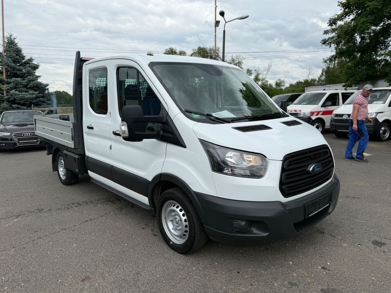 Ford Transit Pritsche 310 L2 Doppelkabine - Utilitaire plateau, Utilitaire double cabine: photos 2 Ford Transit Pritsche 310 L2 Doppelkabine - Utilitaire plateau, Utilitaire double cabine: photos 2