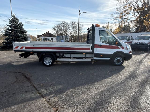 Ford Transit Pritsche - Utilitaire plateau: photos 5 Ford Transit Pritsche - Utilitaire plateau: photos 5