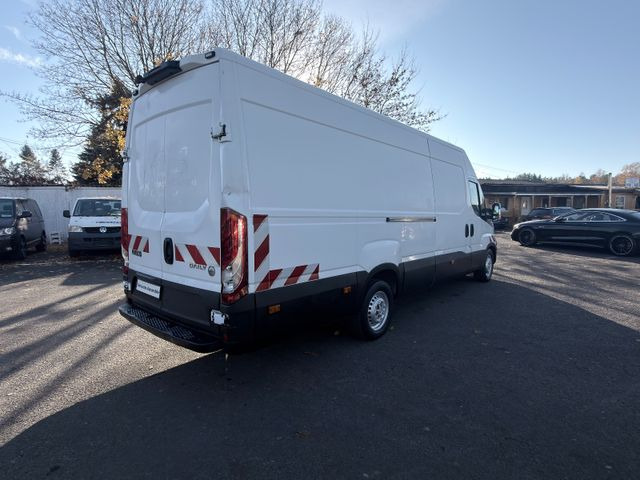 Iveco Daily Kasten 35 S . - Fourgon utilitaire, Utilitaire double cabine: photos 5 Iveco Daily Kasten 35 S . - Fourgon utilitaire, Utilitaire double cabine: photos 5