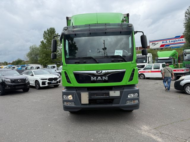 MAN TGM 15.290 Klima Temopmat Lbw - Camion à rideaux coulissants: photos 1 MAN TGM 15.290 Klima Temopmat Lbw - Camion à rideaux coulissants: photos 1