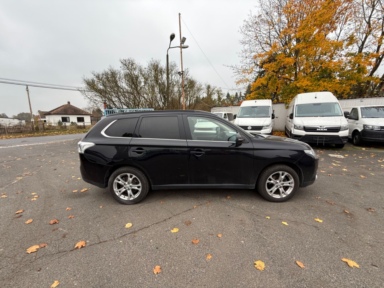 Mitsubishi Outlander 4X4 Allrad ClearTec Instyle - SUV: photos 3 Mitsubishi Outlander 4X4 Allrad ClearTec Instyle - SUV: photos 3