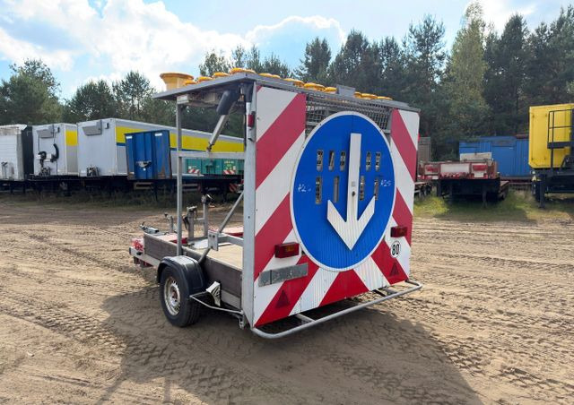 Nissan A31S/L-12-150 - Matériel de chantier, Remorque: photos 2 Nissan A31S/L-12-150 - Matériel de chantier, Remorque: photos 2