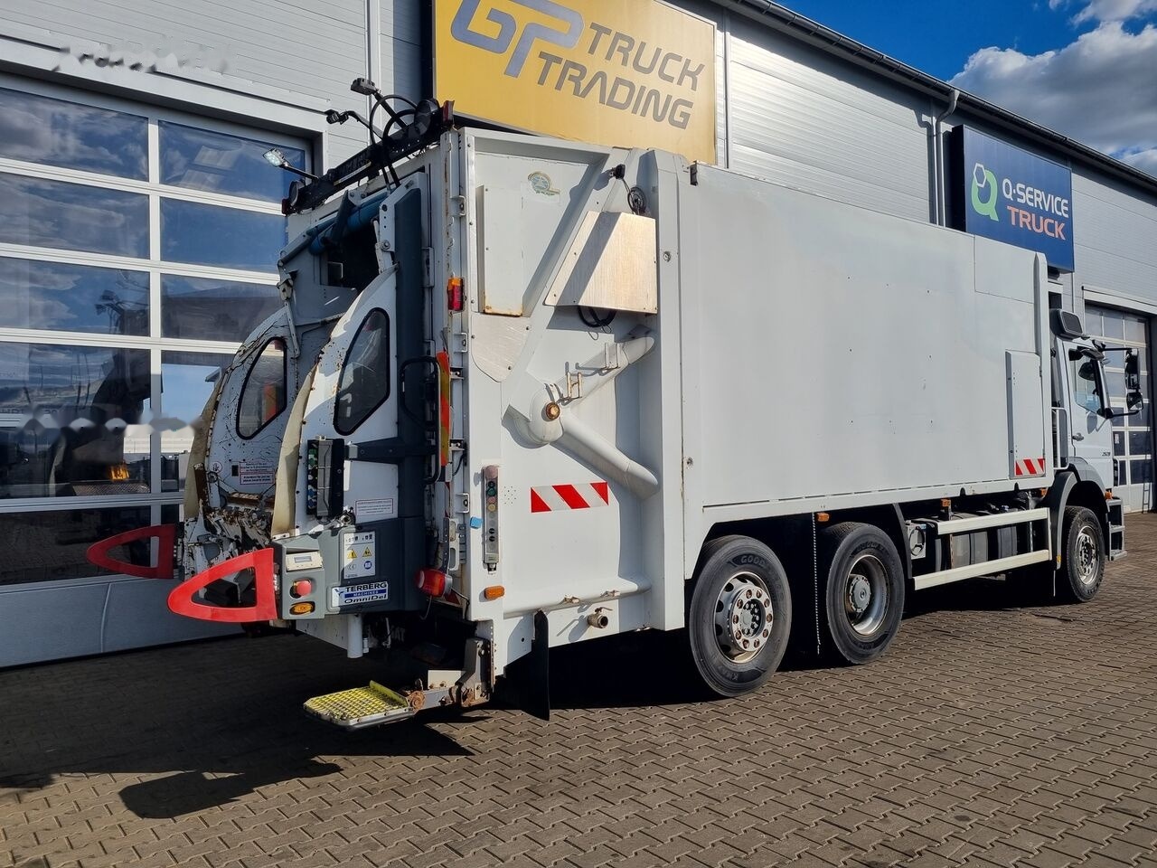Crédit-bail de Mercedes-Benz Axor 2529 Mercedes-Benz Axor 2529: photos 6