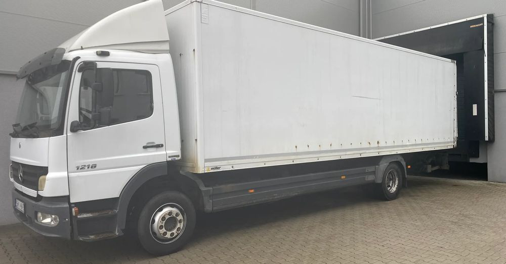 Mercedes-Benz atego - Camion frigorifique: photos 1 Mercedes-Benz atego - Camion frigorifique: photos 1
