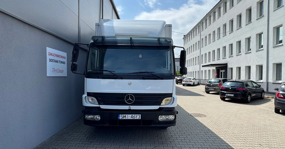 Mercedes-Benz atego - Camion frigorifique: photos 3 Mercedes-Benz atego - Camion frigorifique: photos 3
