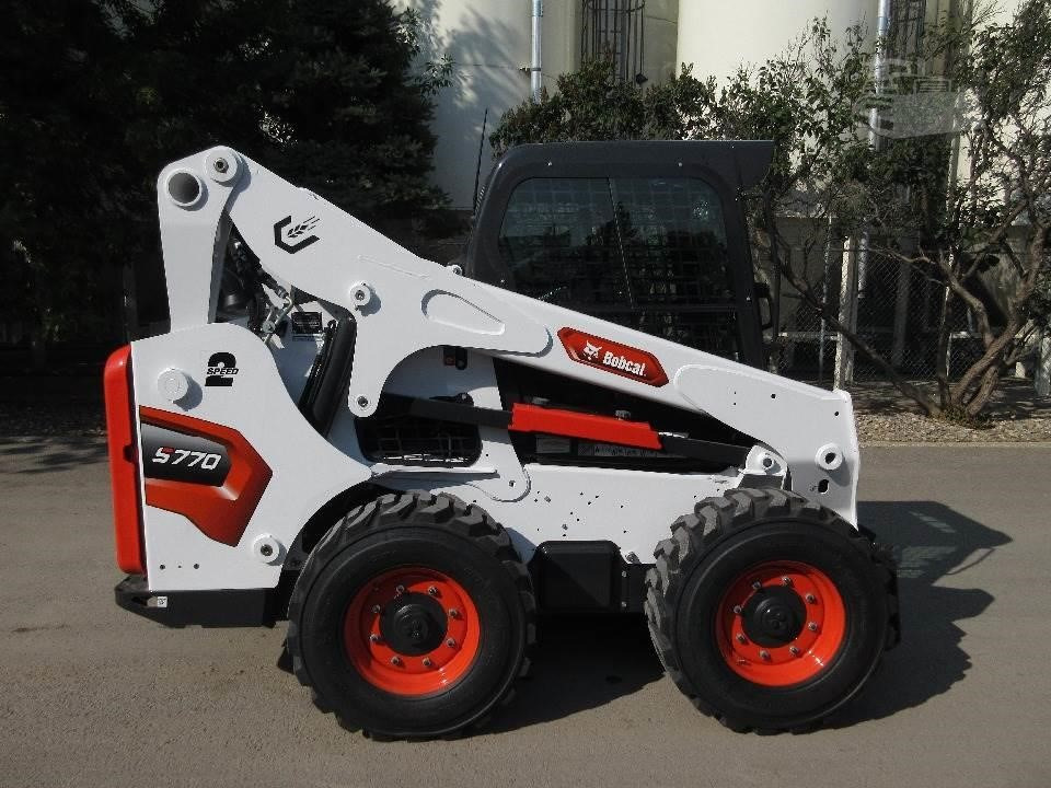 BOBCAT S770 - Mini chargeuse: photos 1 BOBCAT S770 - Mini chargeuse: photos 1