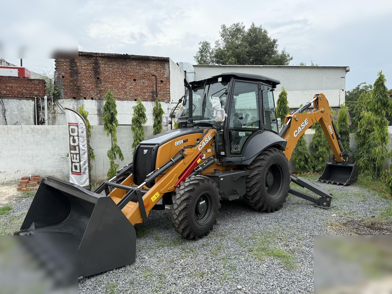 CASE 851NX CP - Tractopelle: photos 1 CASE 851NX CP - Tractopelle: photos 1