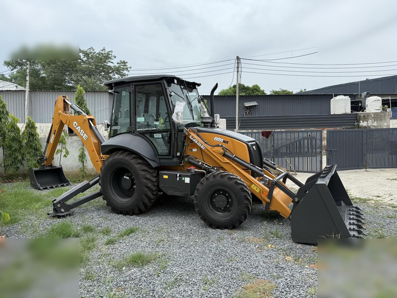 CASE 851NX CP - Tractopelle: photos 1 CASE 851NX CP - Tractopelle: photos 1