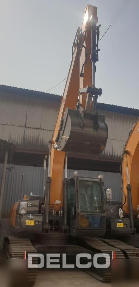 CASE CX220C LC - Pelle sur chenille: photos 4 CASE CX220C LC - Pelle sur chenille: photos 4