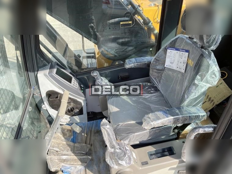 Pelle sur chenille neuf HYUNDAI ROBEX 215L SMART: photos 11