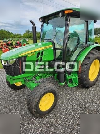 JOHN DEERE 5075E - Tracteur agricole: photos 3 JOHN DEERE 5075E - Tracteur agricole: photos 3