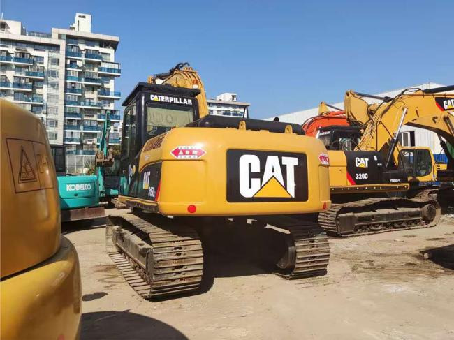 CAT 315D - Pelle sur chenille: photos 5 CAT 315D - Pelle sur chenille: photos 5