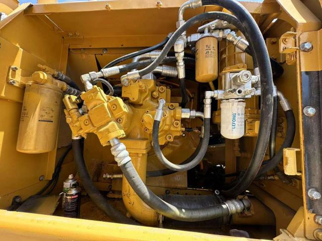 CAT 336D - Pelle sur chenille: photos 5 CAT 336D - Pelle sur chenille: photos 5