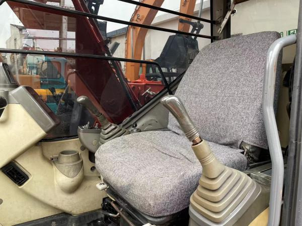 Hitachi zaxis 70 - Pelle sur chenille: photos 5 Hitachi zaxis 70 - Pelle sur chenille: photos 5