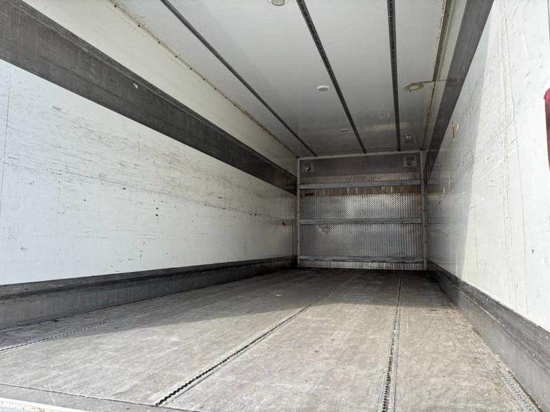Mercedes-Benz Antos 1833 4x2ladebordwand + anhanger koffer Euro6 - Camion fourgon: photos 5 Mercedes-Benz Antos 1833 4x2ladebordwand + anhanger koffer Euro6 - Camion fourgon: photos 5