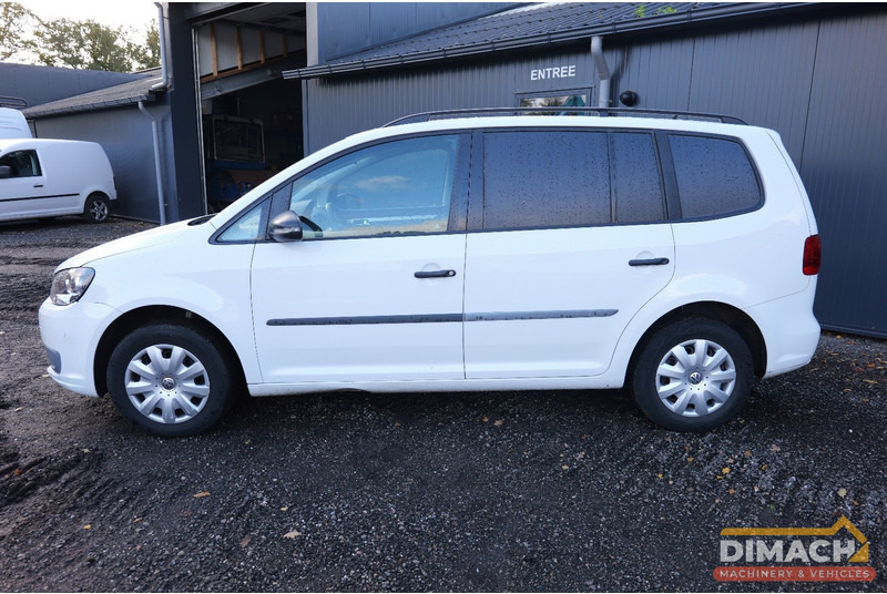Volkswagen Touran VAN 1.6 TDI 77 KW AUT Volkswagen Touran grijs kenteken DSG automaat diesel - Fourgonnette: photos 5 Volkswagen Touran VAN 1.6 TDI 77 KW AUT Volkswagen Touran grijs kenteken DSG automaat diesel - Fourgonnette: photos 5