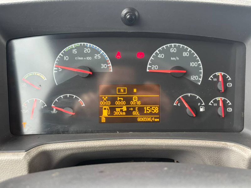 Volvo FL 12.240 laadklep Euro 5 automaat NL truck - Camion fourgon: photos 4 Volvo FL 12.240 laadklep Euro 5 automaat NL truck - Camion fourgon: photos 4
