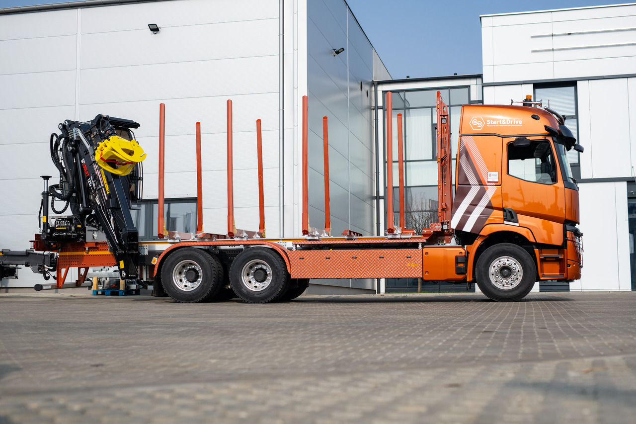 RENAULT TRUCKS C P6X4 Zabudowa do transportu drewna / Timber transport truck / Holztransportwagen/Camion de transport lemn - Camion grumier, Camion électrique: photos 1 RENAULT TRUCKS C P6X4 Zabudowa do transportu drewna / Timber transport truck / Holztransportwagen/Camion de transport lemn - Camion grumier, Camion électrique: photos 1