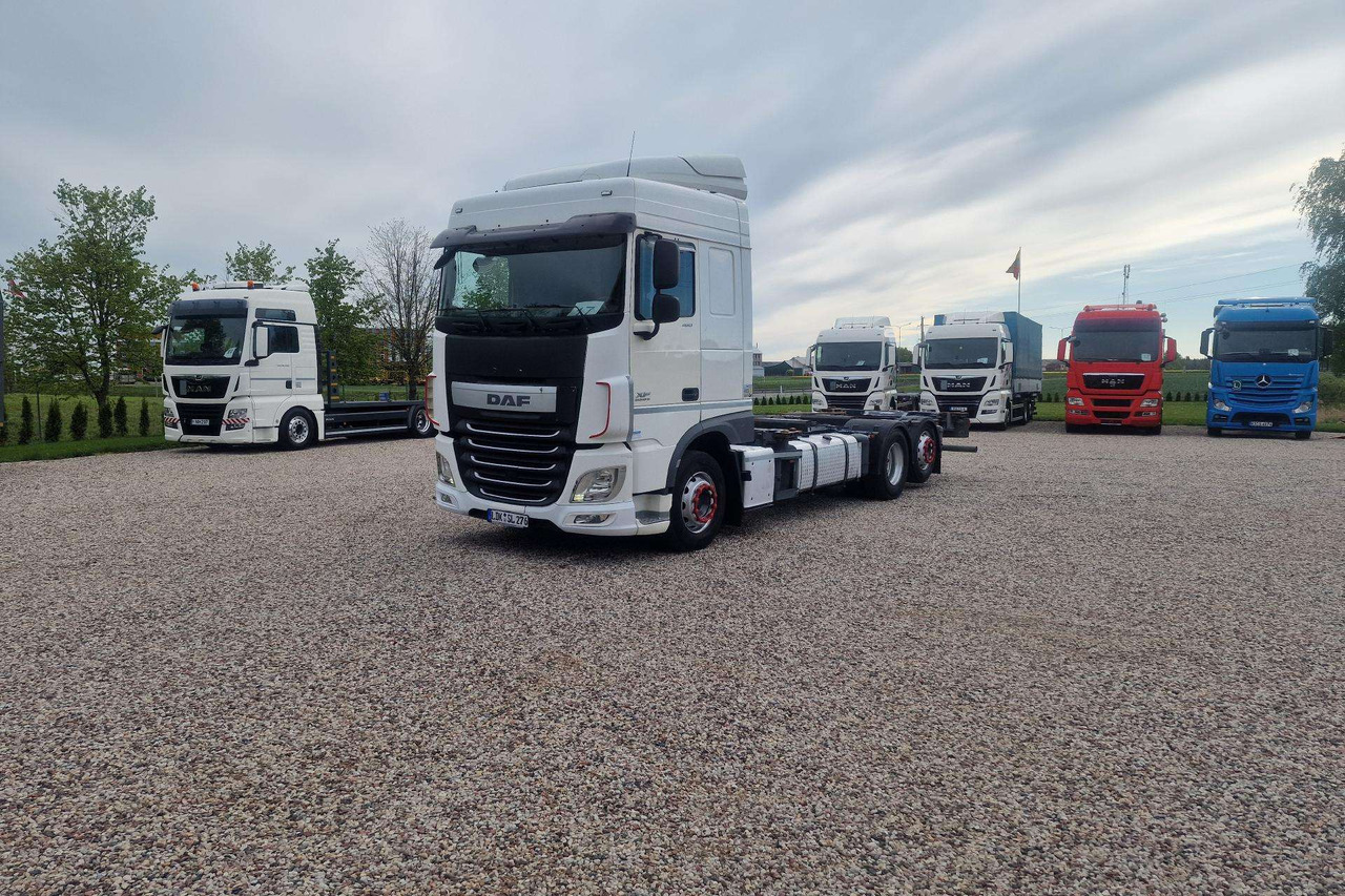 DAF XF 460 - Camion porte-conteneur/ Caisse mobile: photos 4 DAF XF 460 - Camion porte-conteneur/ Caisse mobile: photos 4