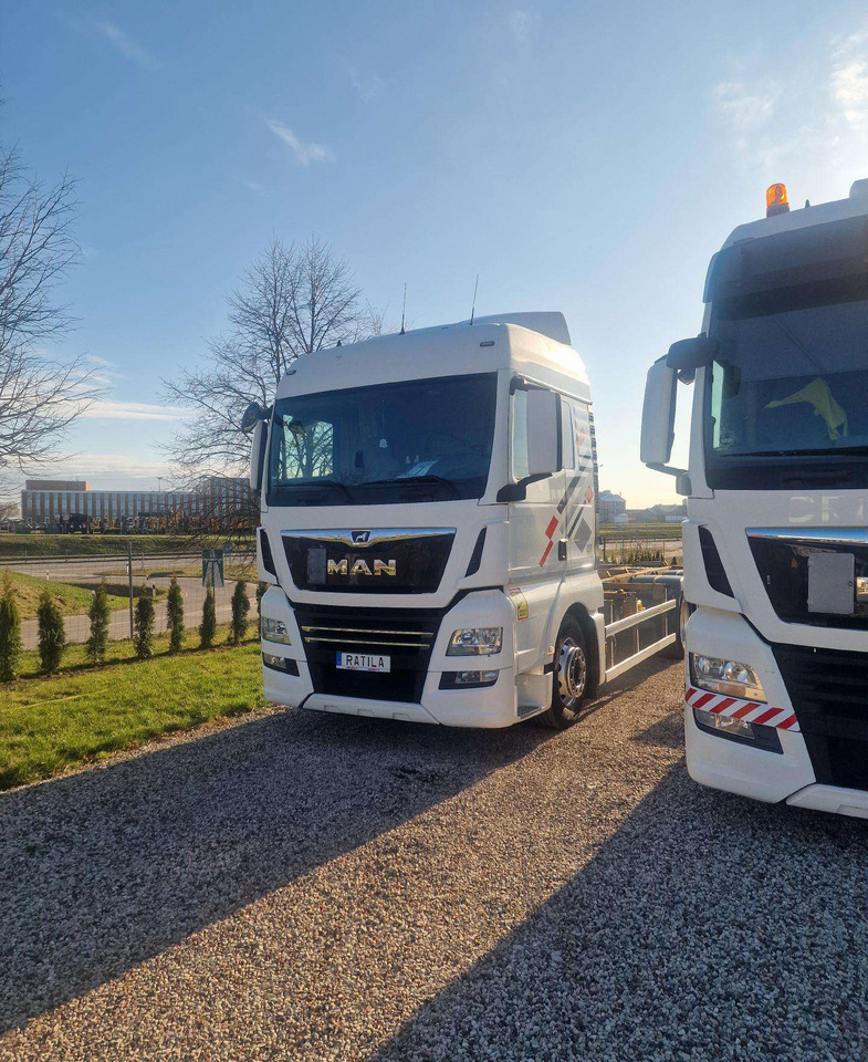 MAN TGX 26.420 - Camion porte-conteneur/ Caisse mobile: photos 3 MAN TGX 26.420 - Camion porte-conteneur/ Caisse mobile: photos 3