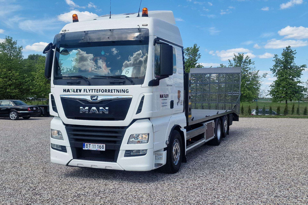 MAN TGX 26.460 - Camion porte-voitures: photos 5 MAN TGX 26.460 - Camion porte-voitures: photos 5
