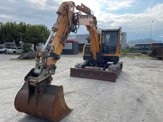 Hyundai R80 -9A - Pelle sur chenille: photos 1 Hyundai R80 -9A - Pelle sur chenille: photos 1