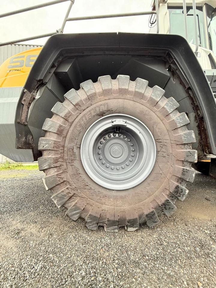 Chargeuse sur pneus Liebherr L 566 X POWER/ BJ 2022: photos 13